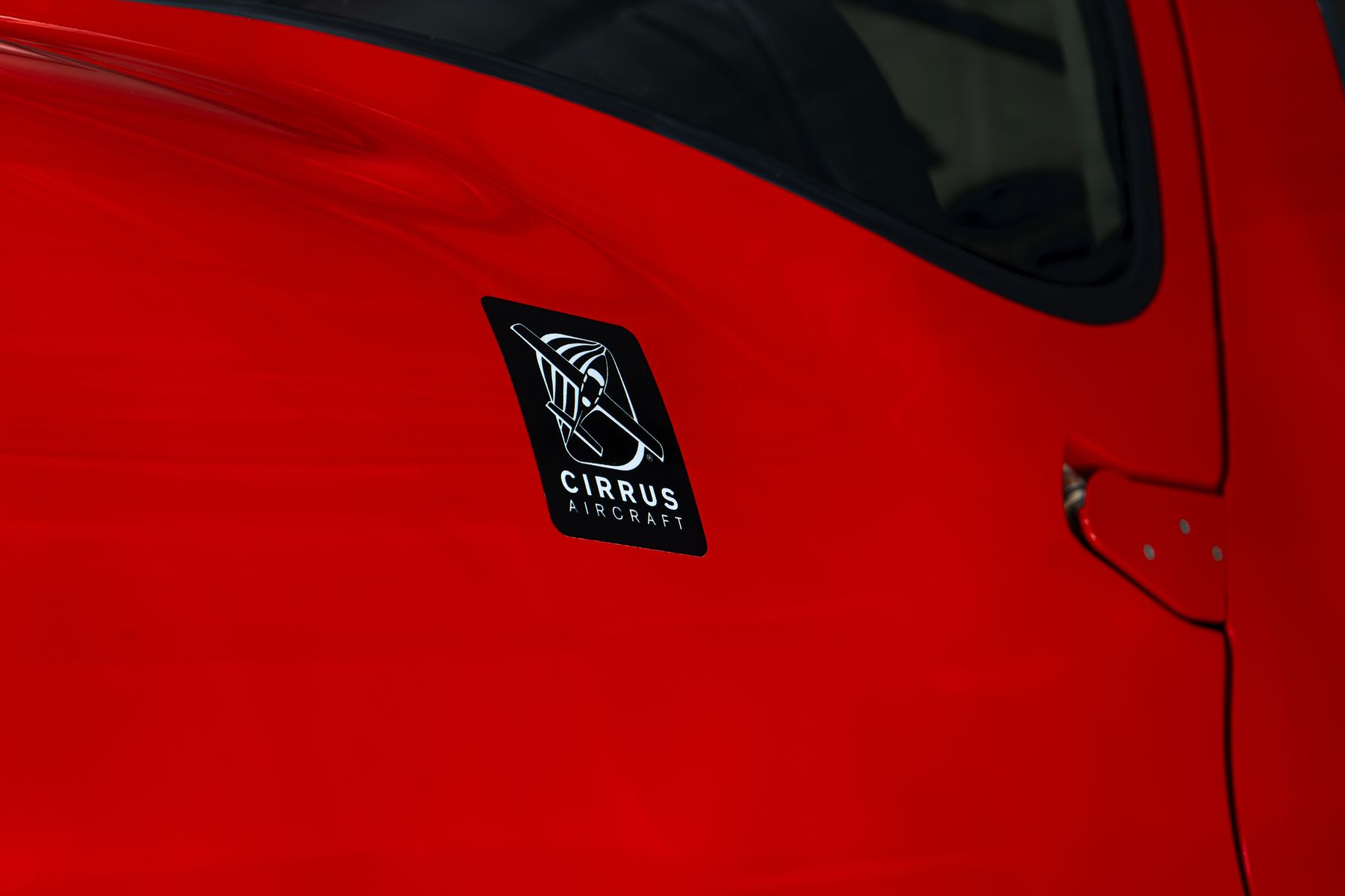 Cirrus logo close-up