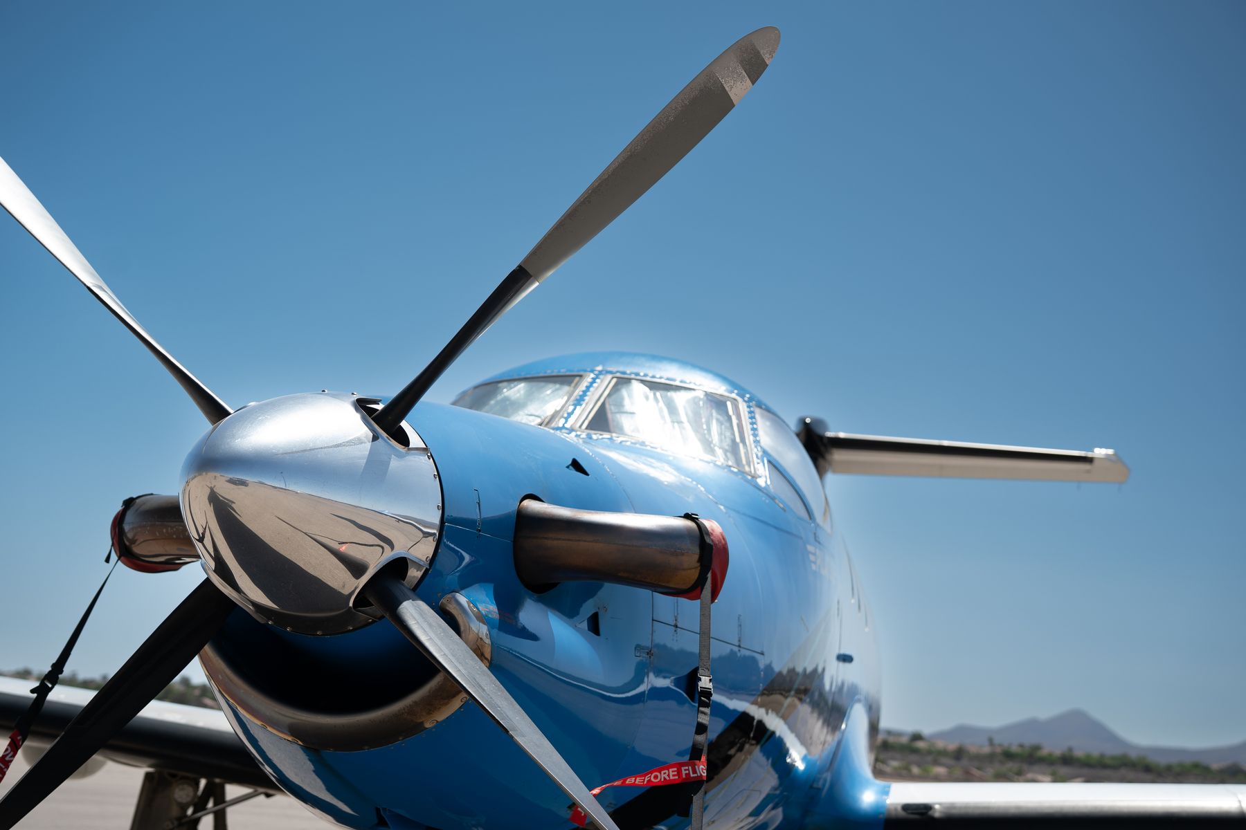 Pilatus PC-12 propeller close-up